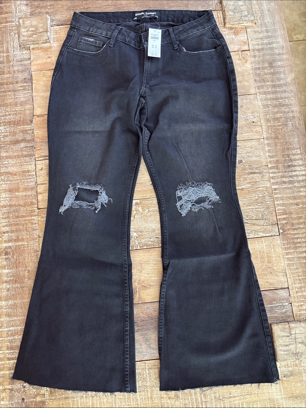 Social Tourist Black Distressed Jeans NWT